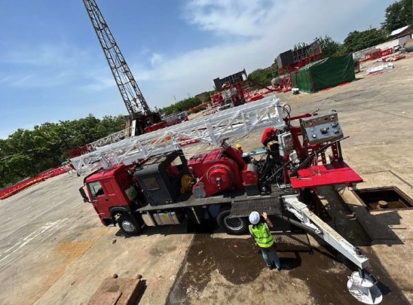 Truck-Mounted Mobile Workover Rig